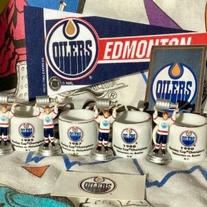 Edmonton Oilers NHL Sports Fan Bundle. Stanley Cup WINNERS. Huge collection OIL!